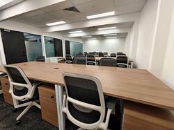 Robinson 77 (D1), Office #604748721